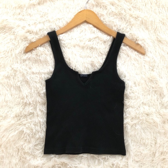 Brandy Melville Tops - Brandy Melville rib black Richie notch crop tank